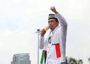 Koramil Parigi Bersama LAZNAS Wahdah Islamiyah Salurkan Paket Sembako Bagi Penyitas Banjir Parigi