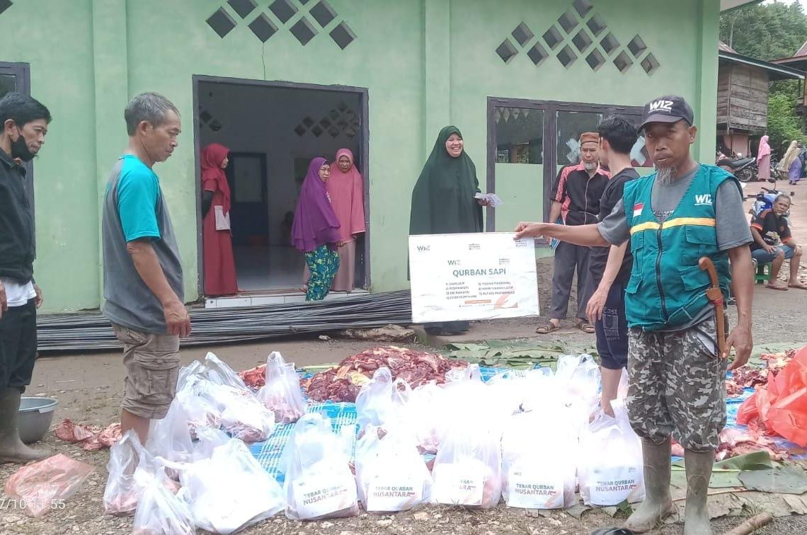 Warga Muslim Tana Toraja Ikut Merasakan Daging Qurban Wahdah Inspirasi Zakat