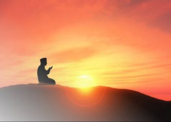 Materi Khutbah Jumat: Cahaya Kemilau Bagi Takwa dan Amal  Sholeh