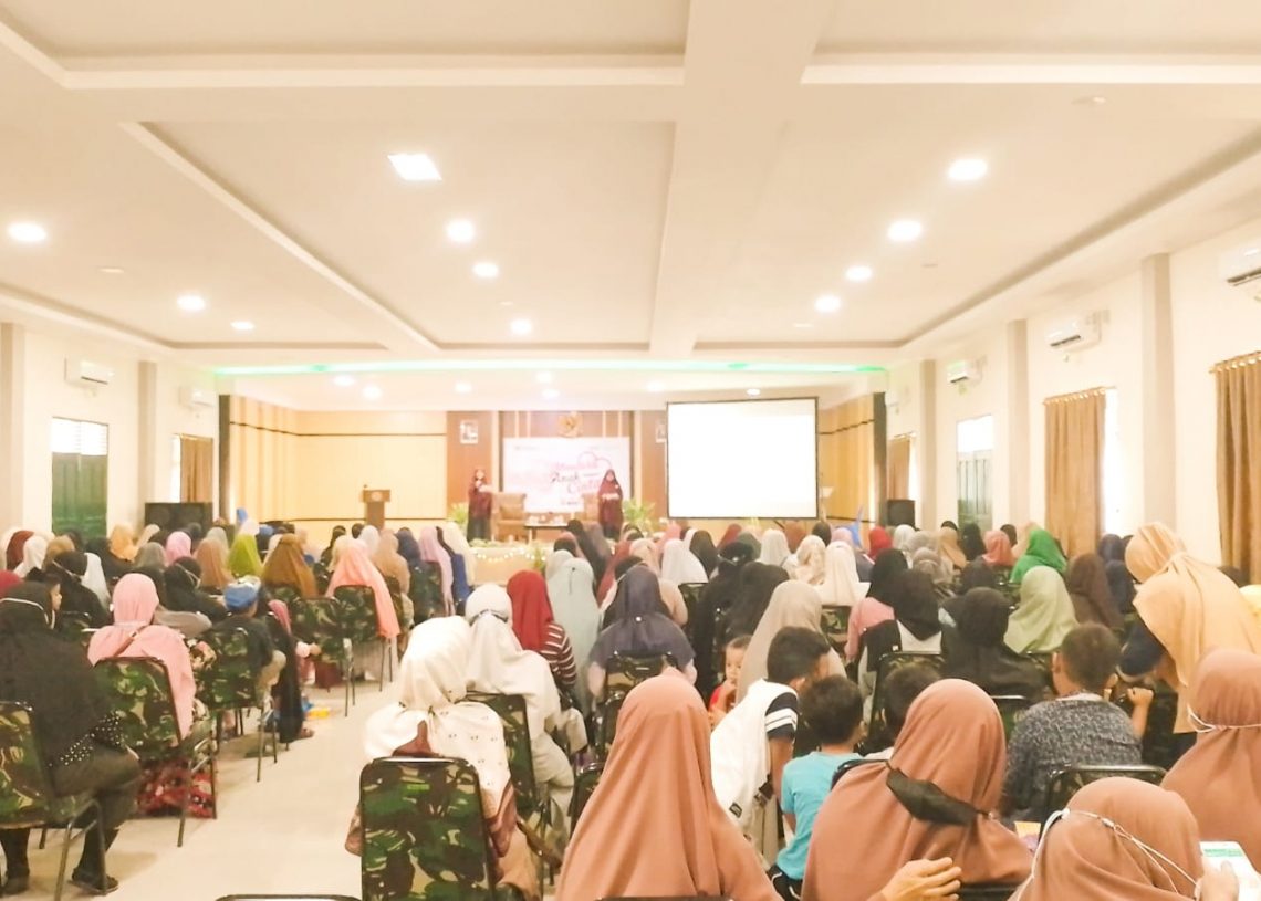 Ratusan Muslimah Padati Pengajian Akbar Muslimah Wahdah Islamiyah Bone