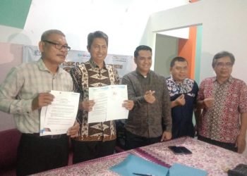 Seminar Muslimah FMDKI Bulukumba Hadirkan Wakil Rektor II Universitas Muhammadiyah, Ini Pesannya!