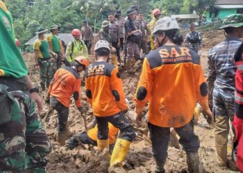 Murid SMPIT Nurul Fikri Makassar Sabet Juara Tahfizul Qur’an di Aqsha Competition
