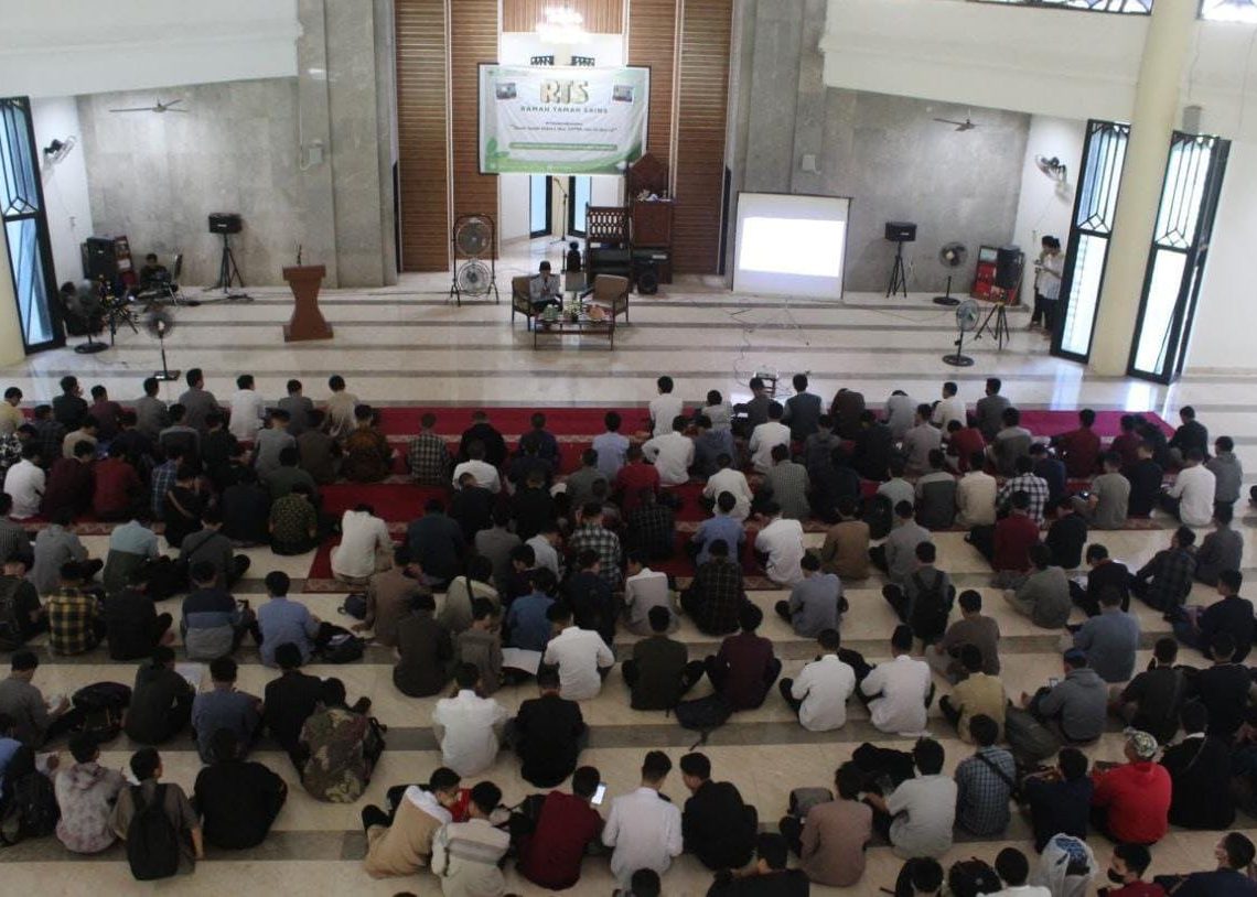 Dibuka Resmi Oleh Wakil Rektor I, SAINS Universitas Hasanuddin Dihadiri Ribuan Peserta