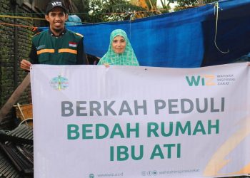 Wahdah Inspirasi Zakat Bangun Kembali Rumah Ibu Ati yang Runtuh Akibat Angin Kencang