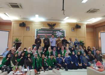 Wujudkan Masyarakat Tangguh, Jurusan PMI FDK UINAM Gelar Seminar Nasional
