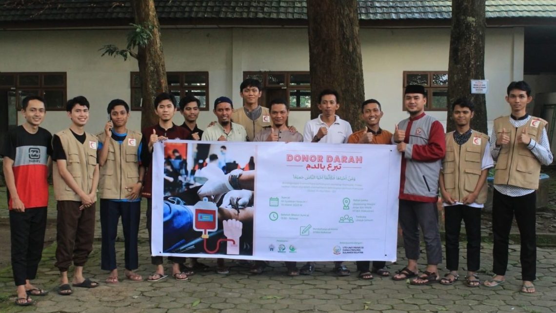 UKM Kesehatan STIBA Makassar dan UTD Sulawesi Selatan Sukses Gelar Kegiatan Donor Darah
