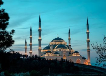 Memaknai keberkahan Ramadhan (Bag 7) By Imam Shamsi Ali