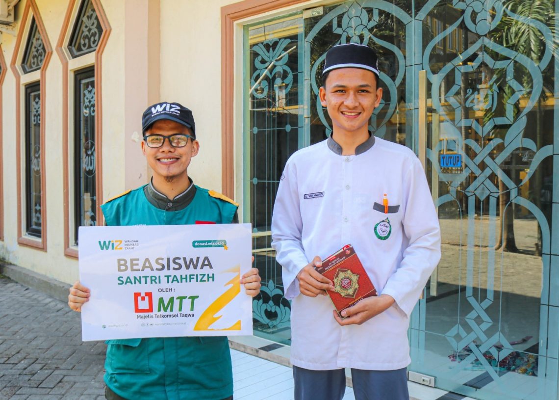 Wahdah Inspirasi Zakat Bersama MTT Beri Beasiswa Pendidikan untuk Hafizh Qur’an di Sekolah Islam Ats-Tsabat
