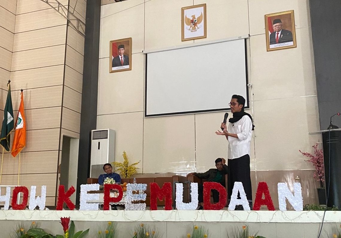 Rijal Djamal dan Asrullah Beberkan Tips Menjadi Pemuda Pembawa Perubahan kepada Mahasiswa UINAM