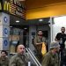 McDonald’s Dibanjiri Kecaman dan Pemboikotan Setelah Beri Makanan Gratis Tentara Zionis