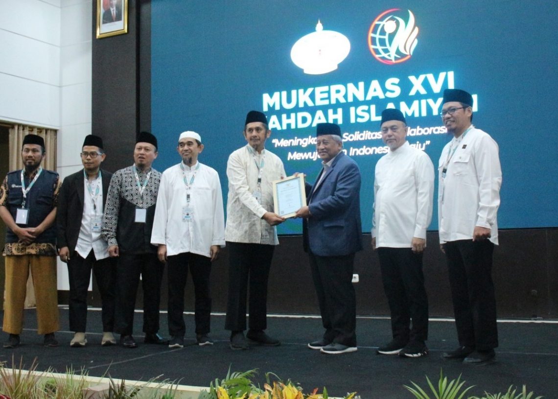 Wahdah Islamiyah Luncurkan Program Wakaf Uang Bersama Ketua BWI Di Arena Mukernas