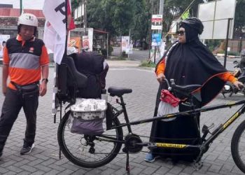 Viral! Pendukung AMIN Gowes dari Yogyakarta ke Jakarta untuk Hadiri Kampanye Akbar di JIS