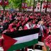 Ratusan Mahasiswa Harvard Walk Out di Acara Wisuda Sambil Teriak Free Palestine