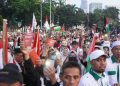 Aksi Bermilyar Dukungan untuk Palestina di Jakarta, Massa Keluarkan Kartu Merah hingga Seruan Boikot Produk Israel