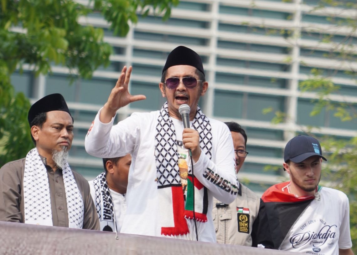 Ustadz Zaitun Rasmin Minta Presiden RI Kirim Pasukan Militer ke Gaza Hentikan Genosida