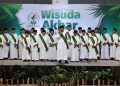 Penuh Haru dan Bahagia Para Santri di Wisuda Akbar Markaz Imam Malik