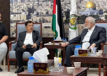 Jusuf Kalla Temui Pemimpin Hamas Ismail Haniyeh di Doha, Bahas Tragedi Kemanusian di Gaza dan Upaya Gencatan Senjata