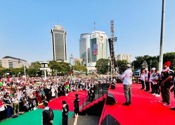Ribuan Massa Aksi Sport Solidarity Day Serukan Penolakan Israel Ikut Olimpiade Paris 2024
