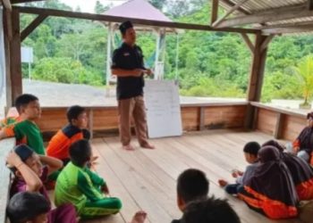 BMH Kaltim Dirikan Program Sekolah Tapal Batas untuk Anak-Anak Muallaf di Pedalaman Mahakam Ulu