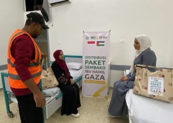 KITA Palestina Bersama Wahdah Inspirasi Zakat Salurkan Bantuan Paket Ibu Hamil dan Menyusui untuk Masyarakat Gaza
