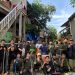 UKM Mapala dan Kalam Tunjukkan Aksi Nyata Bersihkan Rumah Warga Makassar Pasca Banjir