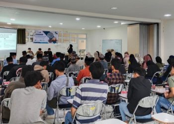 Prodi HES dan Himahes FAI UMI Kolaborasi Adakan Workshop Bahas Sejarah Pemikiran Ekonomi Islam
