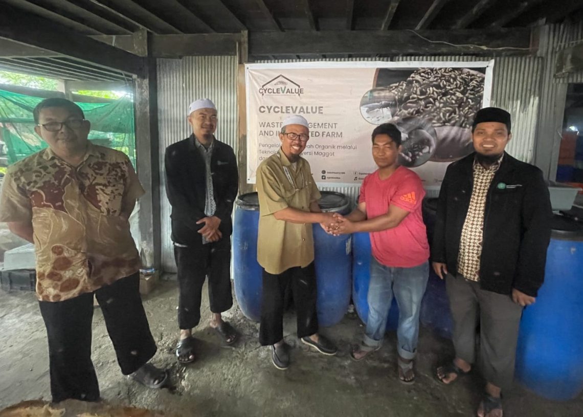 Pelajari Pengelolaan Sampah Dengan Lalat, Wahdah Islamiyah Studi Banding Ke Agro Farm Econesia Cyclevalue