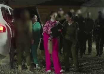 Ustadz Budi Ashari: Cara Indah Hamas Serahkan Tawanan Israel dengan Penuh Senyuman