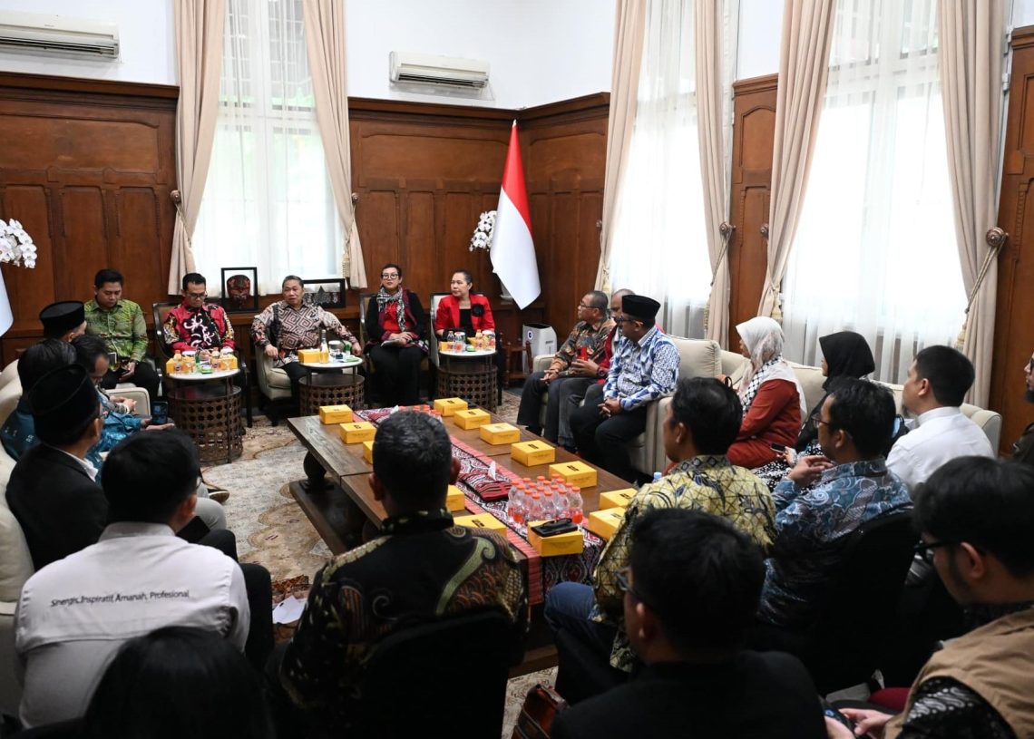 Wemenlu Anis Matta Konsolidasi NGO dan Organisasi Kemanusiaan untuk Bantuan ke Palestina