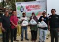 Berbagi Kebahagiaan Jelang Idul Fitri, BMH Salurkan Zakat Fitrah untuk Nelayan Pantai Seraya
