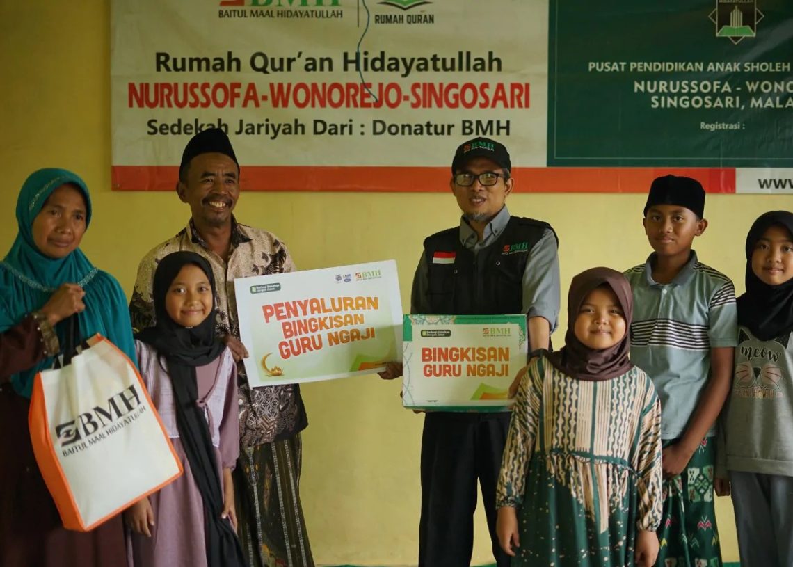 2000 Bingikisan Ramadhan BMH Hadirkan Senyum Warga Dhuafa di 90 Desa di Malang