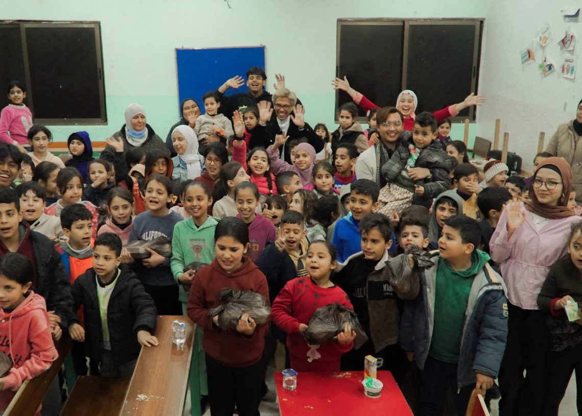 Pelajar Indonesia di Turki Berbagi Kebahagiaan Ramadhan dengan Anak-Anak Palestina di Yordania