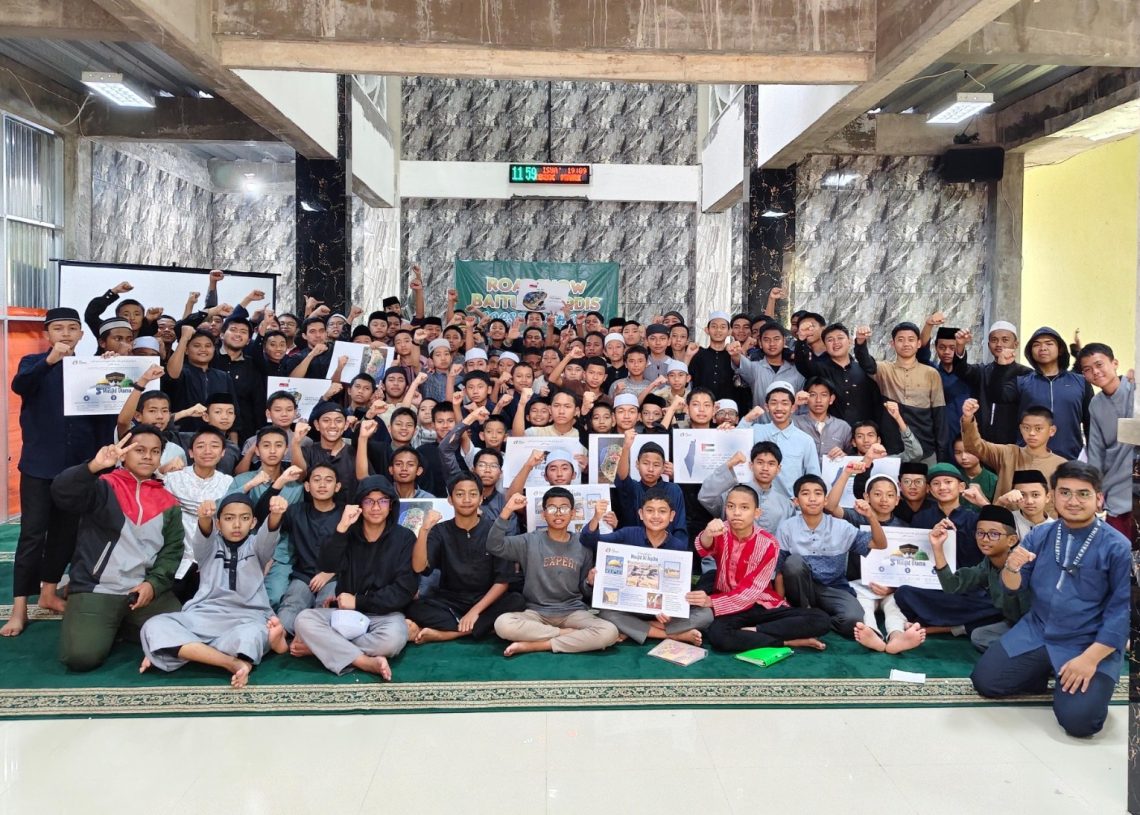 Roadshow Baitul Maqdis Goes To School, KITA Palestina Edukasi Santri Ponpes Villa Tahfiz Himmatul Qur’an Malino