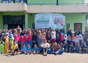 Qurban BMH dan Pesantren At-Taqwa Hadirkan Kebahagiaan Santri