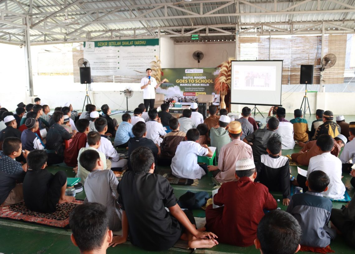 KITA Palestina Edukasi Ratusan Santri Markaz Imam Malik Tentang Masjidil Aqsa dan Baitul Maqdis