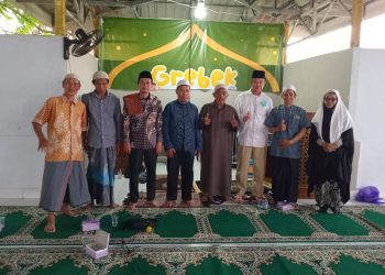 Pengajian Akbar Kolaborasi Dai Milenial dan Dai Kolonial di Masjid Kampung Amanah Makassar