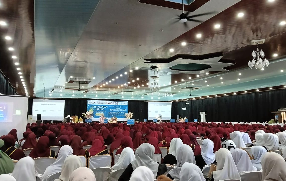 Tasyakuran Dirosa: Aksi Nyata Muslimah Wahdah Dukung Program Pemerintah Wujudkan Bulukumba Cinta Al-Qur’an