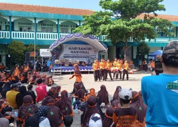 Semangat Hari Santri di Kudus: Ratusan Warga Ramaikan Jalan Sehat dan Aksi Kesehatan BMH