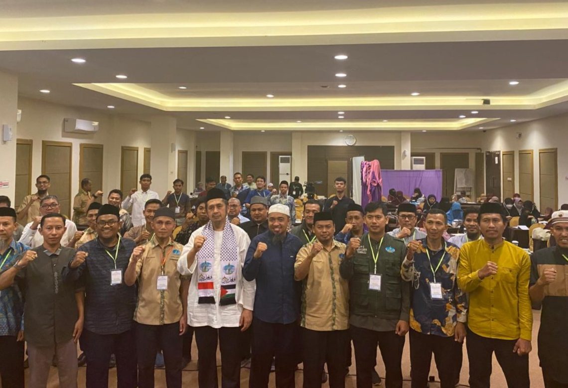 Ustadz Zaitun Rasmin Resmikan Konselor Anak dan Remaja Wahdah Islamiyah