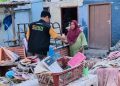 BMH Salurkan Nasi Bungkus untuk Warga Terdampak Banjir di Kampung Baru Sumatera Utara
