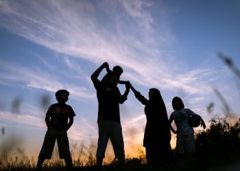 Makna Tanggung Jawab Orang Tua terhadap Anak