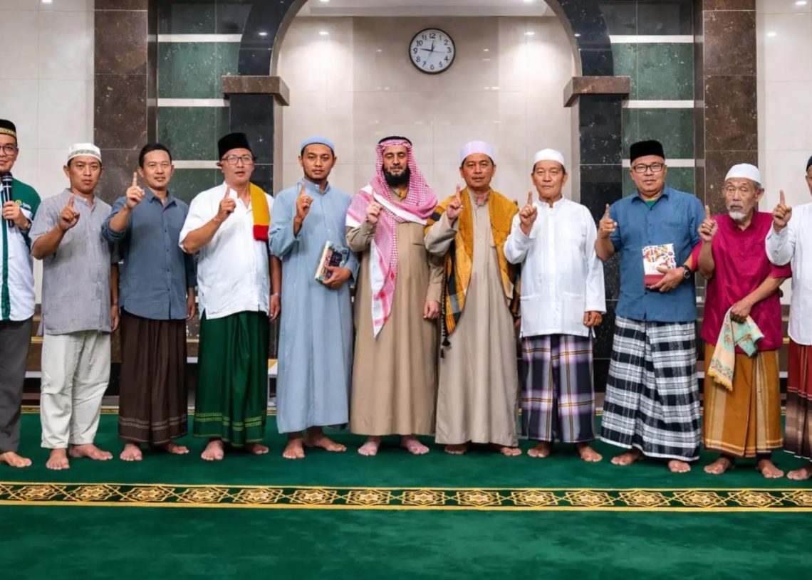 Tarawih Perdana Ramadhan, Laznas BMH Gagas Program Silaturahmi Nasional Imam-Imam Palestina