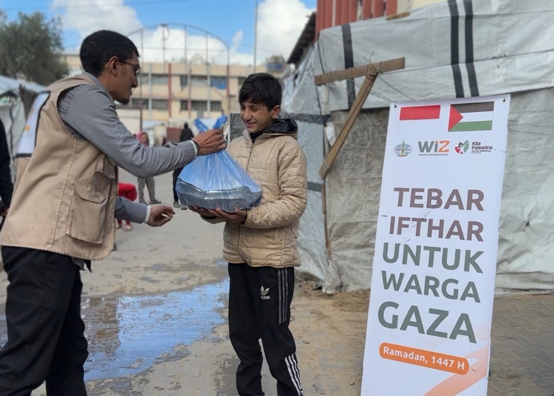 Di Tengah Krisis Hebat, Iftar WIZ & KITA Palestina di Gaza Utara: 800 Warga Gaza Rasakan Hangatnya Kepedulian Muslim Indonesia