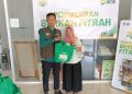 Hadirkan Kebahagiaan di Akhir Ramadhan, Laznas BMH Salurkan 300 Paket Zakat Fitrah di Jakarta dan Depok