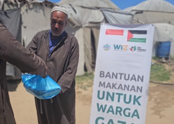 Secercah Harapan di Tengah Puing Al-Mawasi, Ratusan Warga Gaza Terima Bantuan Pangan dari Masyarakat Indonesia