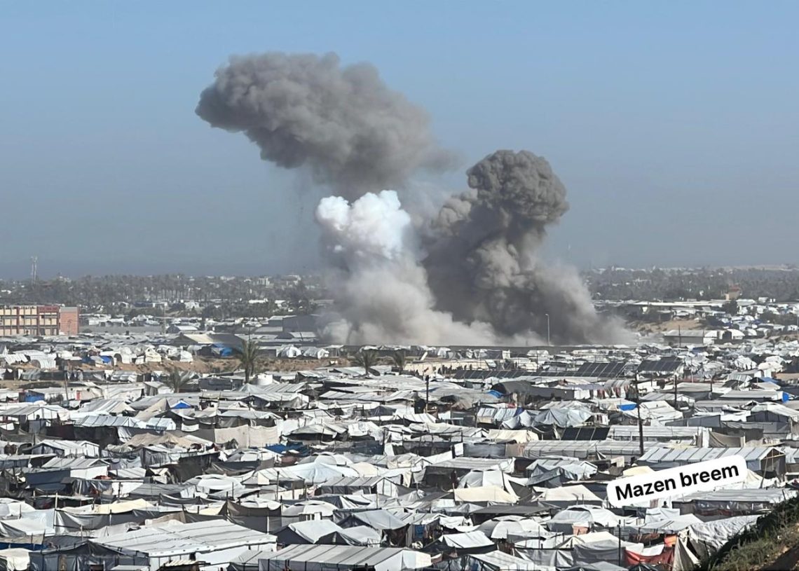 Genosida Gaza Tak Kunjung Henti: Debu, Darah dan Doa