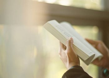 Menjadi Insan Berilmu, Agar Tak Mudah Tertipu dan Semakin Rendah Hati