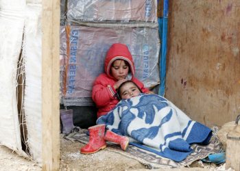 Di Balik Tenda Gaza, Anak-Anak Berperang Melawan Kudis, Demam dan Kelaparan