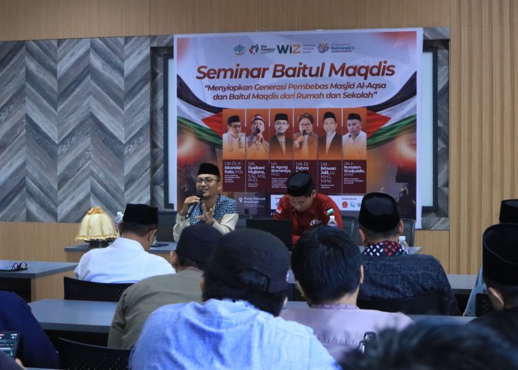 Seminar Baitul Maqdis: Ketua ICWI, Ustaz Agung Bramantya Tekankan Pendidikan sebagai Pilar Mencetak Generasi Pembela Al-Aqsa