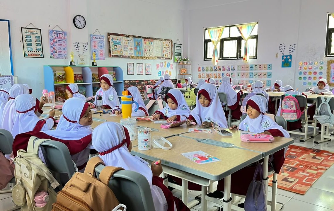 Semangat Baru di Pagi yang Cerah: SD IT Rabbani Sambut Ratusan Murid pada Hari Perdana Sekolah dan MPLS